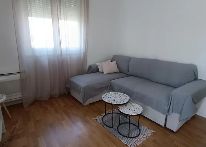 Marta Apartman